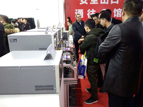 艾普智能儀器—第15屆中國泵與電機(jī)展覽會(huì)現(xiàn)場(chǎng)